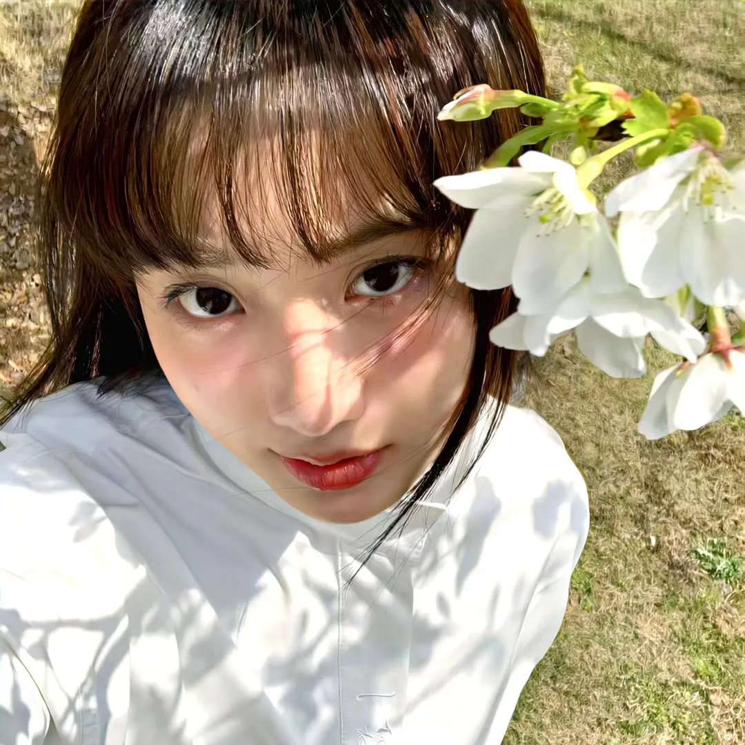 踉跄女孩